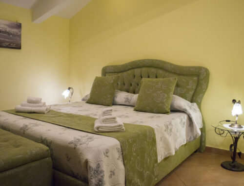 Green Double Room